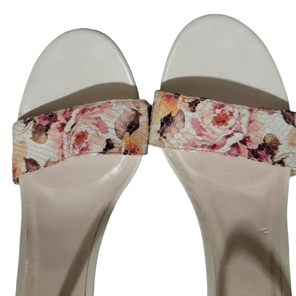 Cole Haan Grandos Womens Size 9 Floral Ankle Strap 3.5" Stiletto Heels Gorgeous - Picture 2 of 16